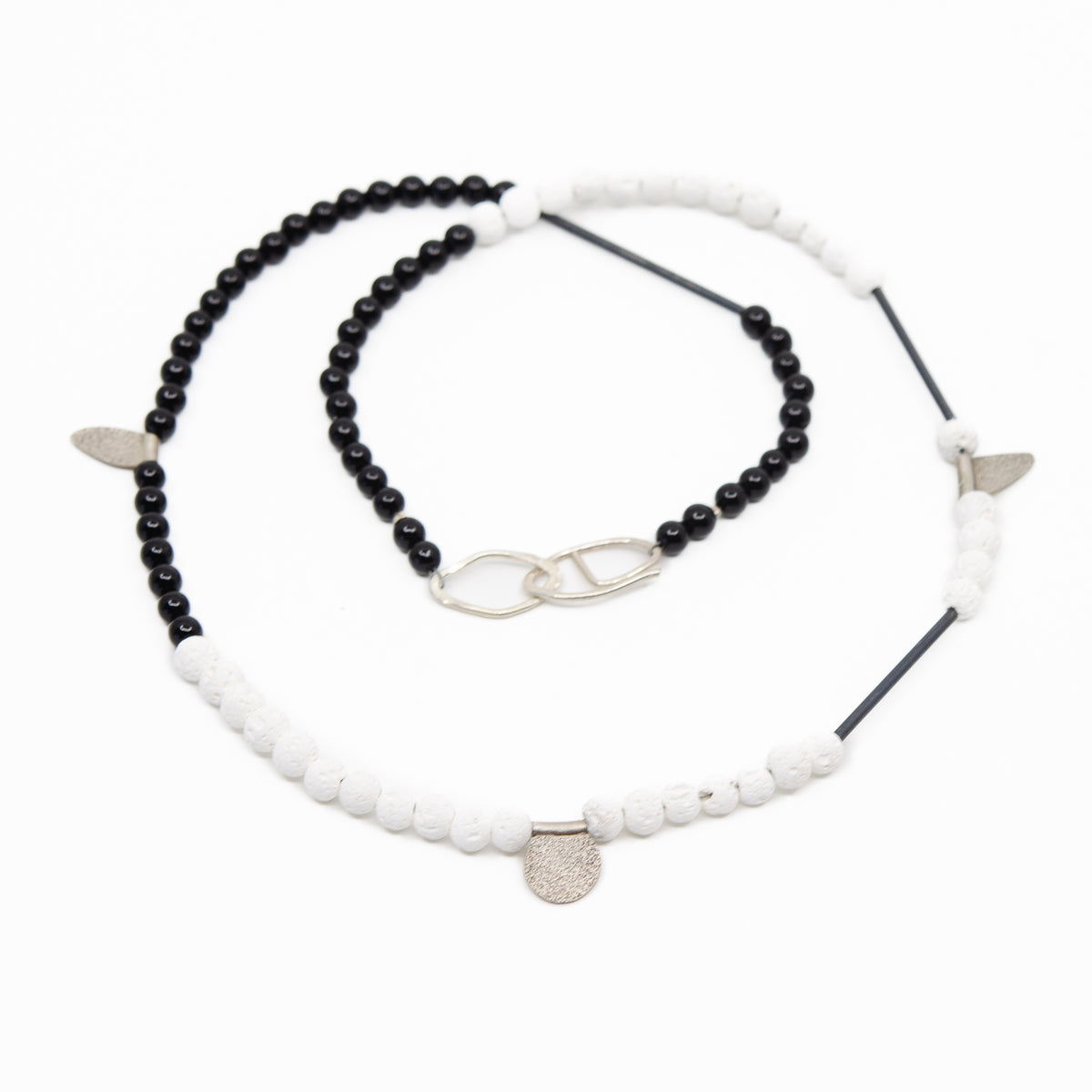 Black and white necklace
