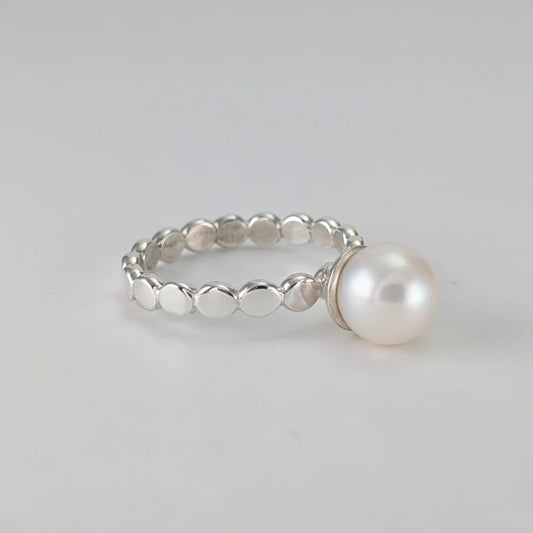 Rolled beaded wire sterling silver ring with white round freshwater pearl