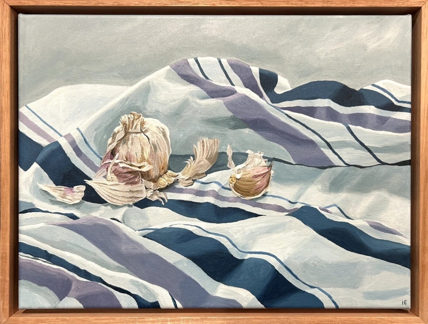 Garlic on Linen
