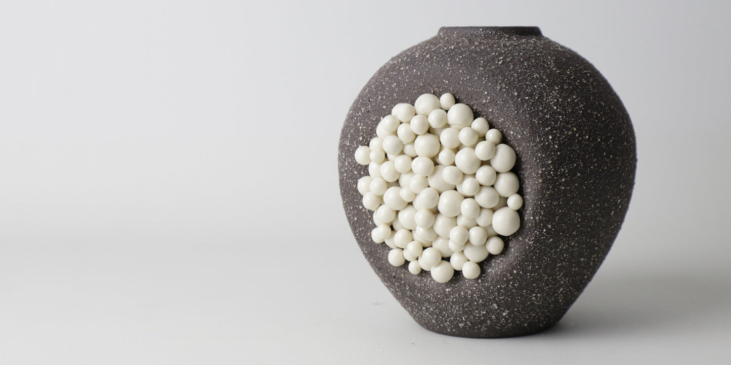 Black Pearl Vase