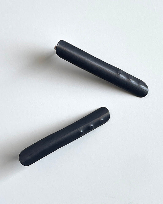 Quills black